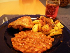 Chicken Tighs with Pan fried Potaoes and Beans