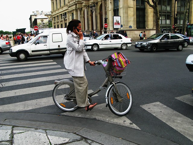 Copenhagen Cycle Chic Goes To Paris