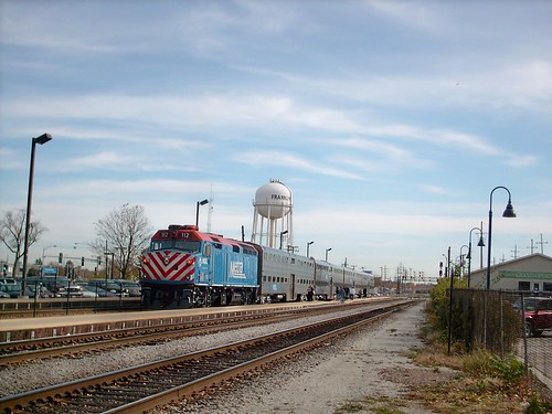 An eastbound Metra commuter local slows down for the station stop in Franklin Park Illinois. October 2007. by Eddie from Chicago