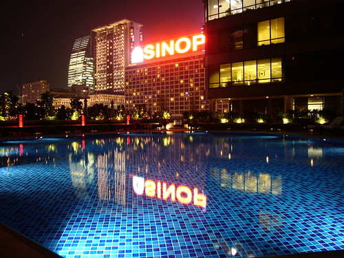Intercontinental Hong Kong - Swimming Pool at Night