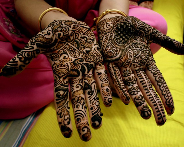 traditionally punjabi females decorate their hands with beautiful patterns 