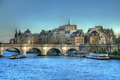 La Seine et Bateaux