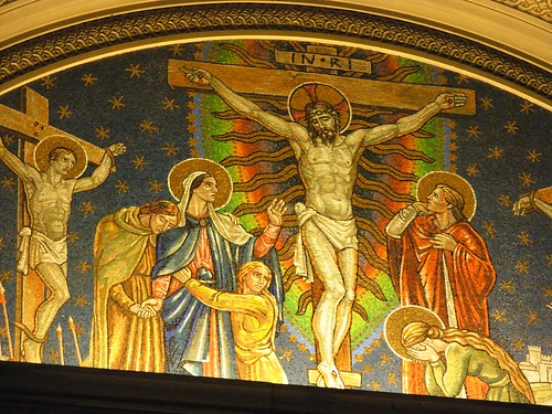 Hildreth Meiere Mosaic of Crucifixion in the Chapel at Wernersville Jesuit Spiritual Center. 