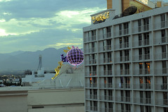 Waking Up In Vegas, 2009