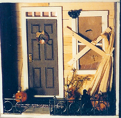 Haunted House -- 1" Scale Room Box