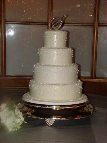 4 tiered wedding cake ivory with crystal sugar and hand made pearls