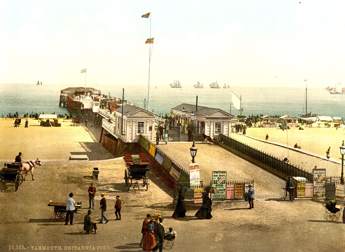 Great Yarmouth Britannia Pier, England, 1895