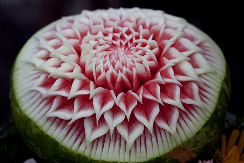 Thai Fruit and Vegetable Carving by clayirving