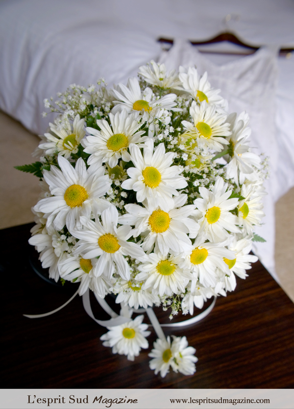 Daisy wedding bouquet