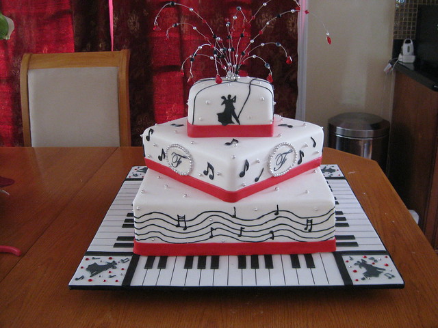 Music Theme Wedding Cake