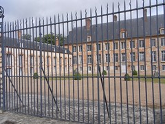 Château Les Mesnuls