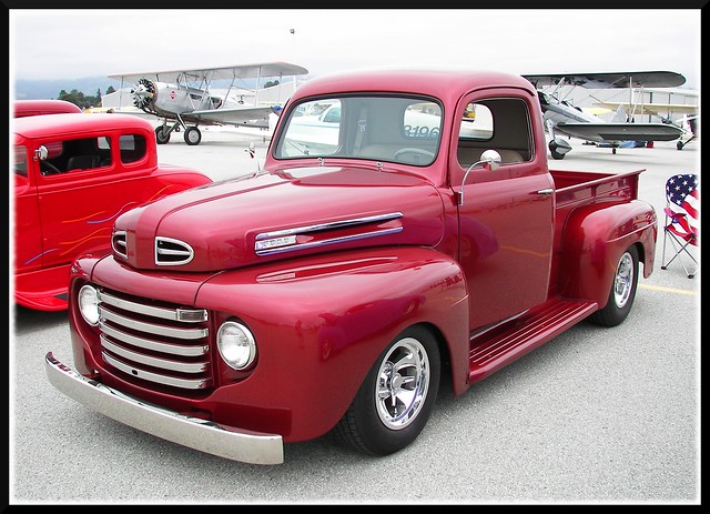 A beautiful 1950 I think Ford F1 pickup Taken at the 2009 Watsonville 
