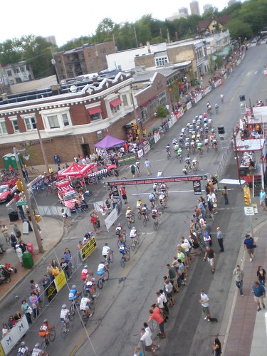 Downer Avenue Bike Race