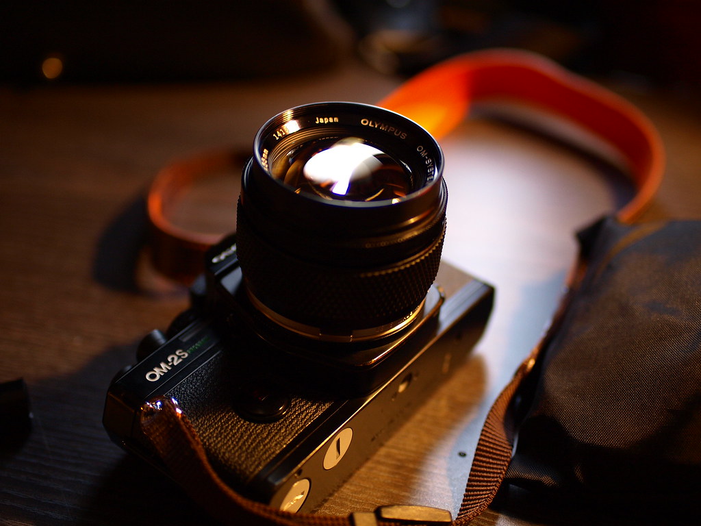 Olympus OM G.ZUIKO 55mm f1.2 AUTO-S Lens | WaLL Photography
