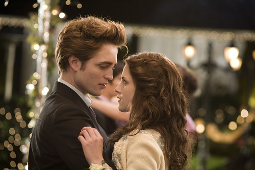 Twilight Edward Cullen Bella Swan It's said that Rob Krist are in love
