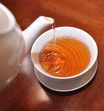 White tara tea company - yunnan gold black tea by Nino.Modugno