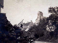2éme bataille de la Marne - Contre-Offensive  de 1918 - Brumetz, poste sanitaire (photo VestPocket Kodak Marius Vasse 1891-1987)
