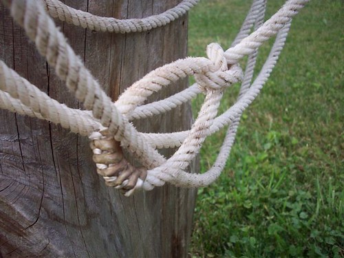 pretzel knot