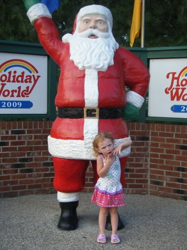 Avery Lee and the Santa statue