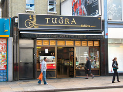 What's a Tuğra ?