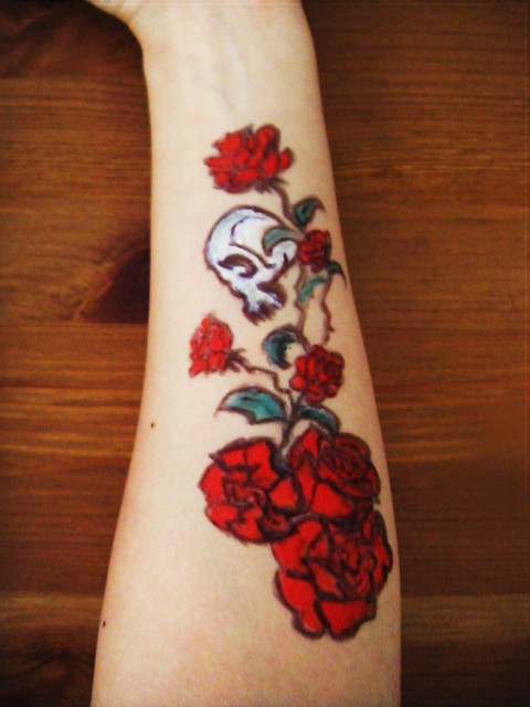 skull rose tattoo design