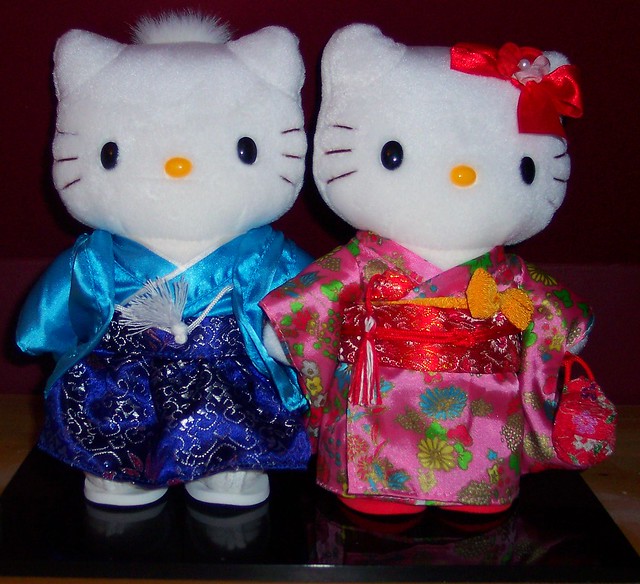 Dear Daniel and Hello Kitty Wedding Set I got thisprobably about 10 