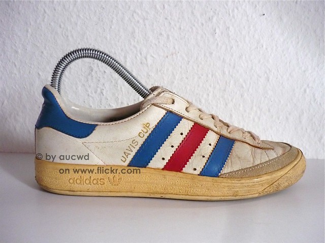 adidas trainers old school