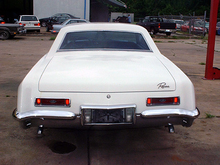1964 Buick Riviera complete restoration by Iftikhar Hashim at Auto Cosmetic