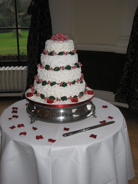 Christmas Wedding cake My sister's wedding cake My first cake using royal