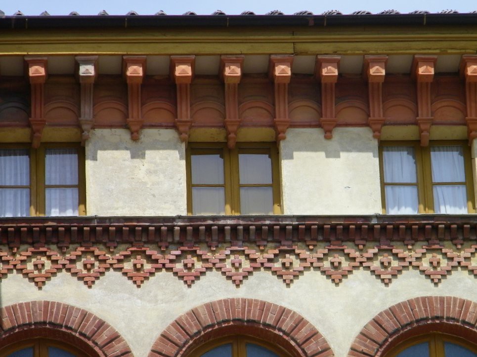 7] Savona (SV), Villetta: abbellimenti architettonici. ❷