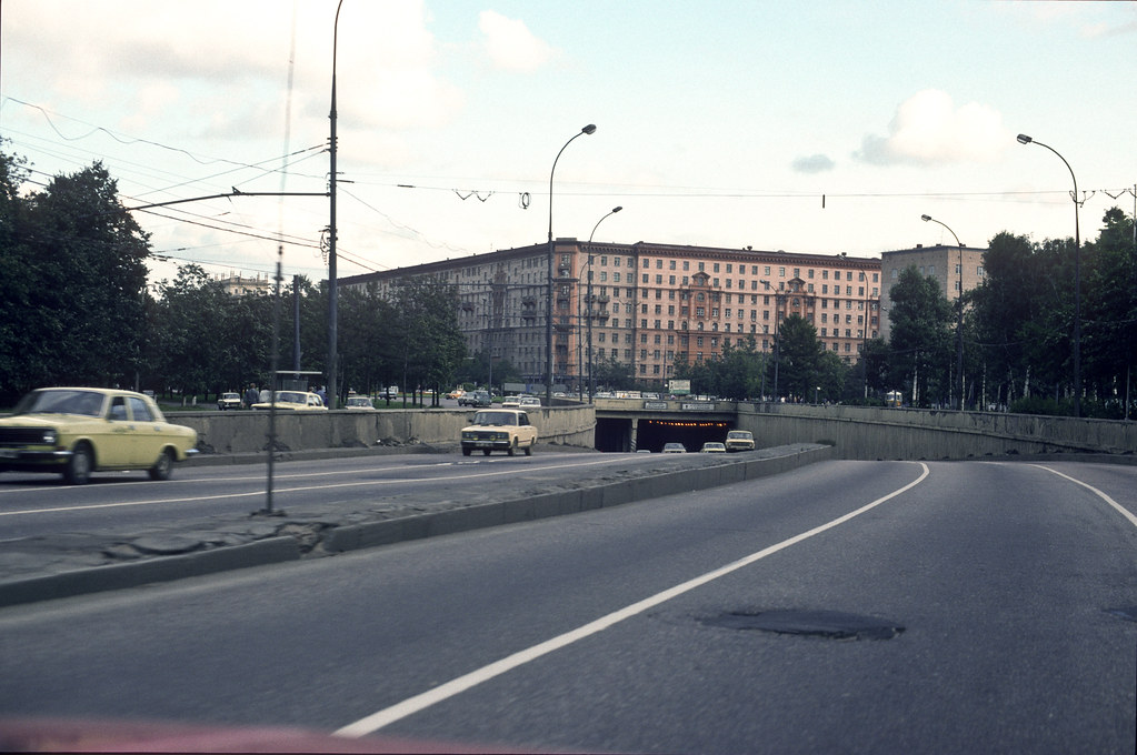 Пустые улицы Москвы 1991 года