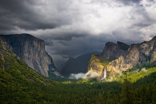 Valley View, Yosemite NP by John Lemieux