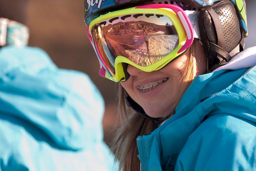 Young skier smiling par marclap22