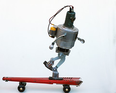 Eureka Jr. robot skater