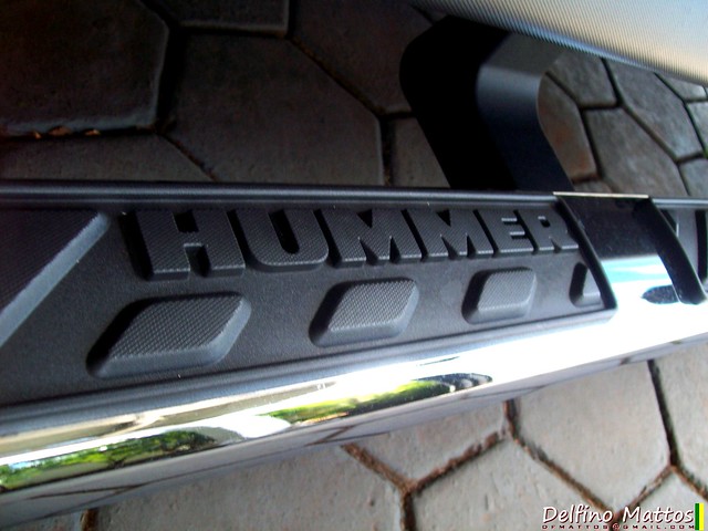 Hummer H3T