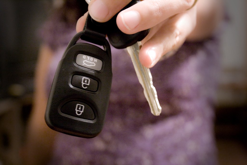 Choosing to lease or finance a new vehicle.