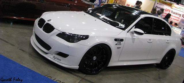 Alpine White BMW M5 on display at the 2009 SEMA Show