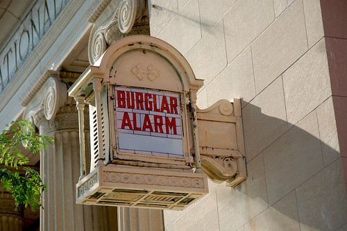 notice to burglars