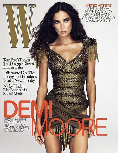 Demi Moore gets the Ralph Lauren treatment in December "W" - 無料写真検索fotoq