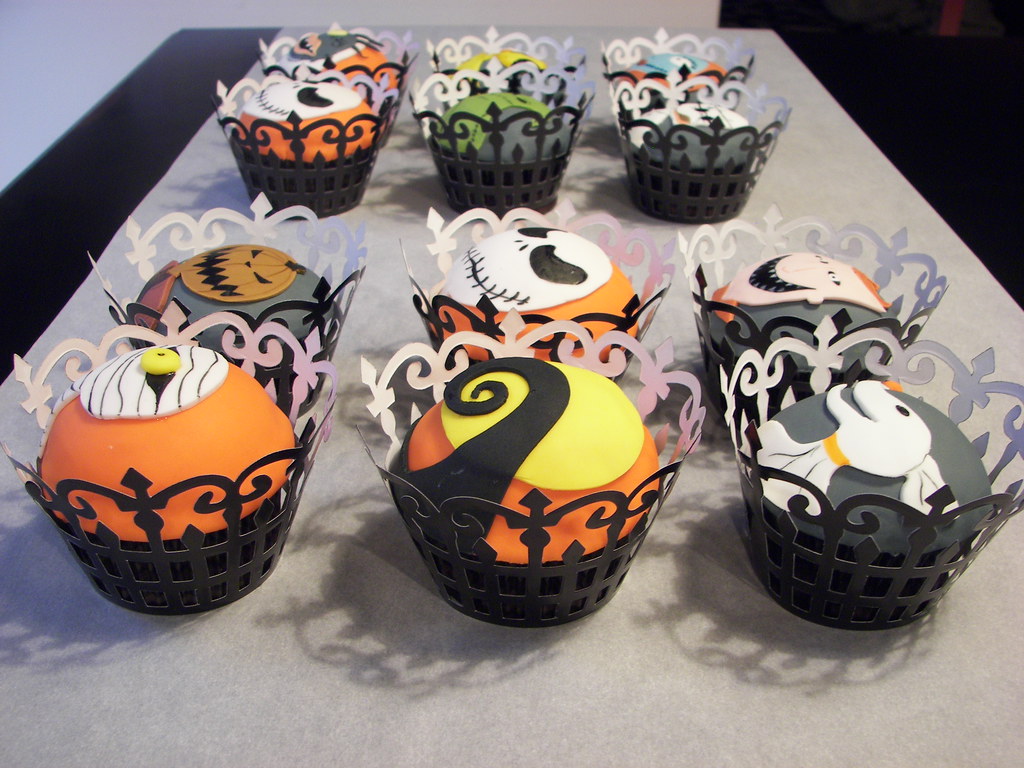 Sets appears in: • Nightmare Before Christmas Cupcakes