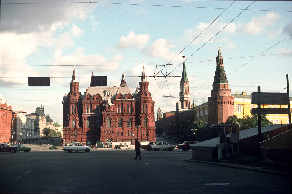 Пустые улицы Москвы 1991 года