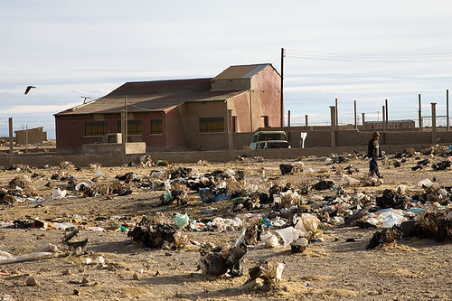 波利維亞Uyuni市非正規的垃圾掩埋場（攝影：Syzmon Kochanski）