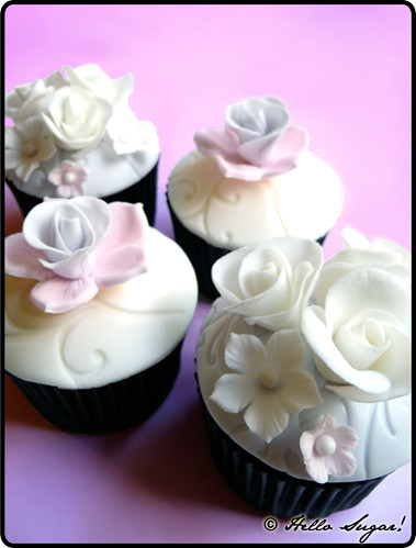 Cupcakes for a Wedding
