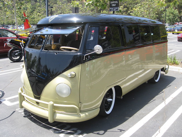 VW Custom Bus Outside of Art Center Car Classic