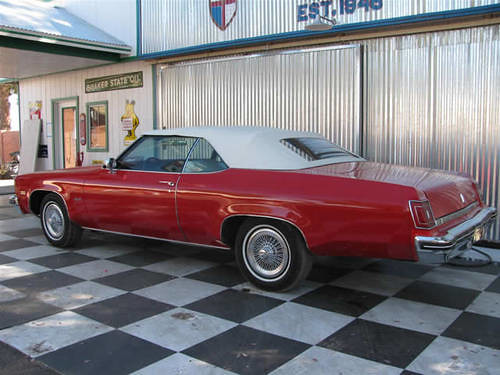 This photo was invited and added to the 19711976 Oldsmobile Delta 88