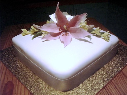 Bina Ilennis Jacquelynn page monogrammed wedding cake purple white and 