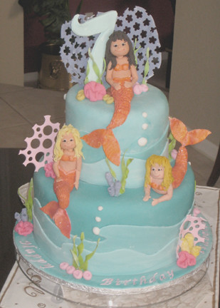  Girl Birthday Cakes on Mermaids Birthday Cake   Flickr   Photo Sharing