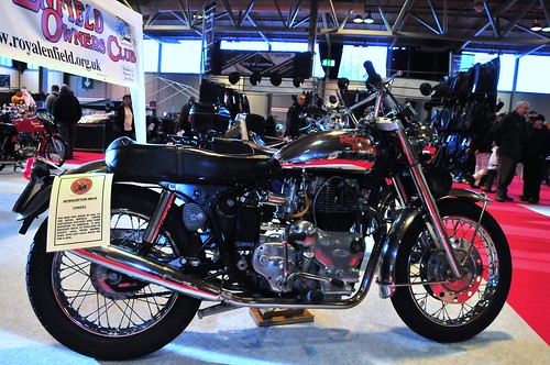Classic car and motorcycle show 2009 057 by dennisgoodwin