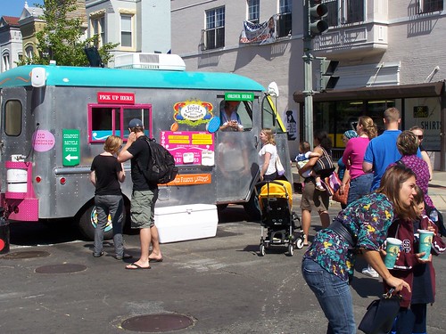 Fogol Brothers of Merlindia food vending truck at the 2009 H Street Festival