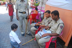 Marrziya Shakir 2 Year Old with Mumbai Police by firoze shakir photographerno1